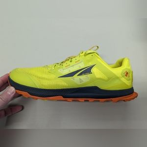 Men's Altra Lone Peak 8 trail running shoes, size 11.5